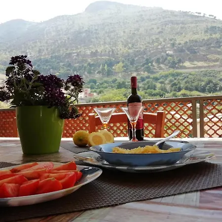 Vista Sul Mare E Splendido Terrazzo Апартаменты *